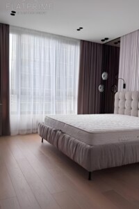 Продажа двухкомнатной квартиры в Киеве, на ул. Салютная 2, район Нивки фото 2
