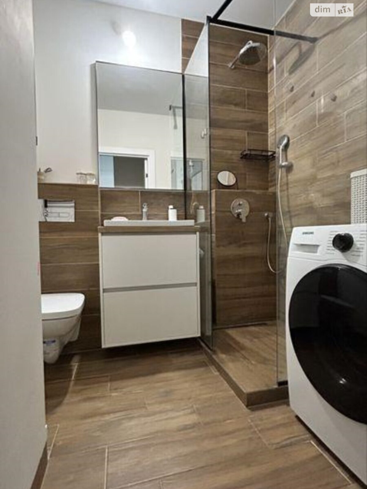 Продажа однокомнатной квартиры в Киеве, на ул. Салютная 2 корпус 8, район Нивки фото 1 Продажа однокомнатной квартиры в Киеве, на ул. Салютная 2 корпус 8, район Нивки фото 1