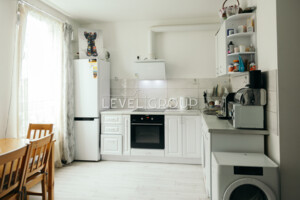 Продаж однокімнатної квартири в Києві, на вул. Салютна 2, район Нивки фото 2 Продаж однокімнатної квартири в Києві, на вул. Салютна 2, район Нивки фото 2