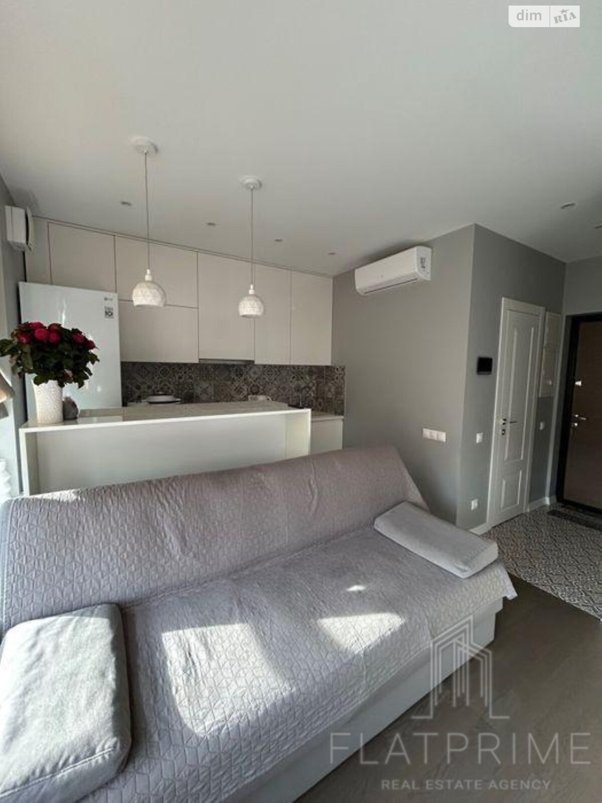 Продажа двухкомнатной квартиры в Киеве, на ул. Салютная 2 корпус 1, район Нивки фото 1 Продажа двухкомнатной квартиры в Киеве, на ул. Салютная 2 корпус 1, район Нивки фото 1