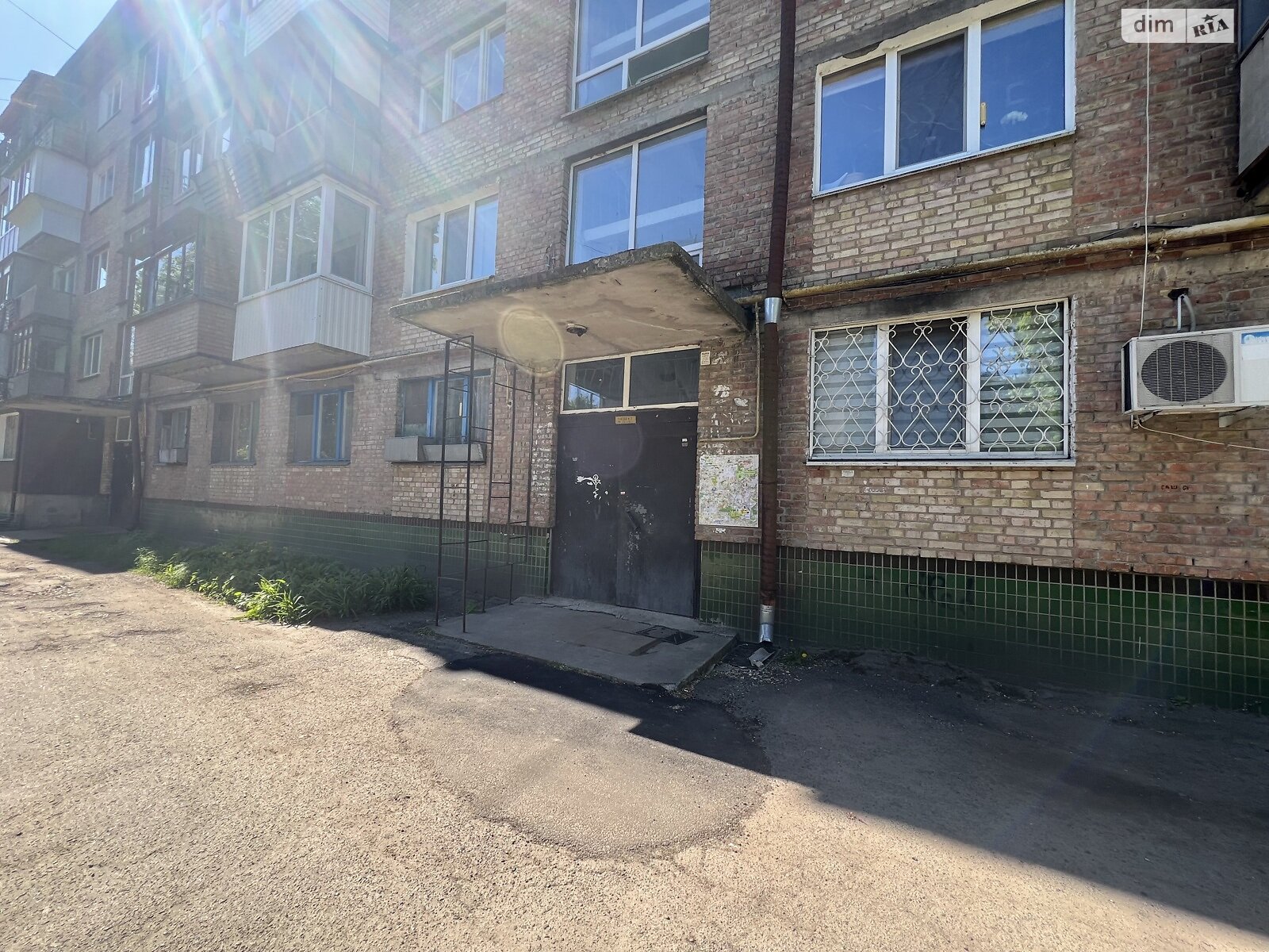 Продаж двокімнатної квартири в Києві, на вул. Януша Корчака 10, район Нивки фото 1 Продаж двокімнатної квартири в Києві, на вул. Януша Корчака 10, район Нивки фото 1