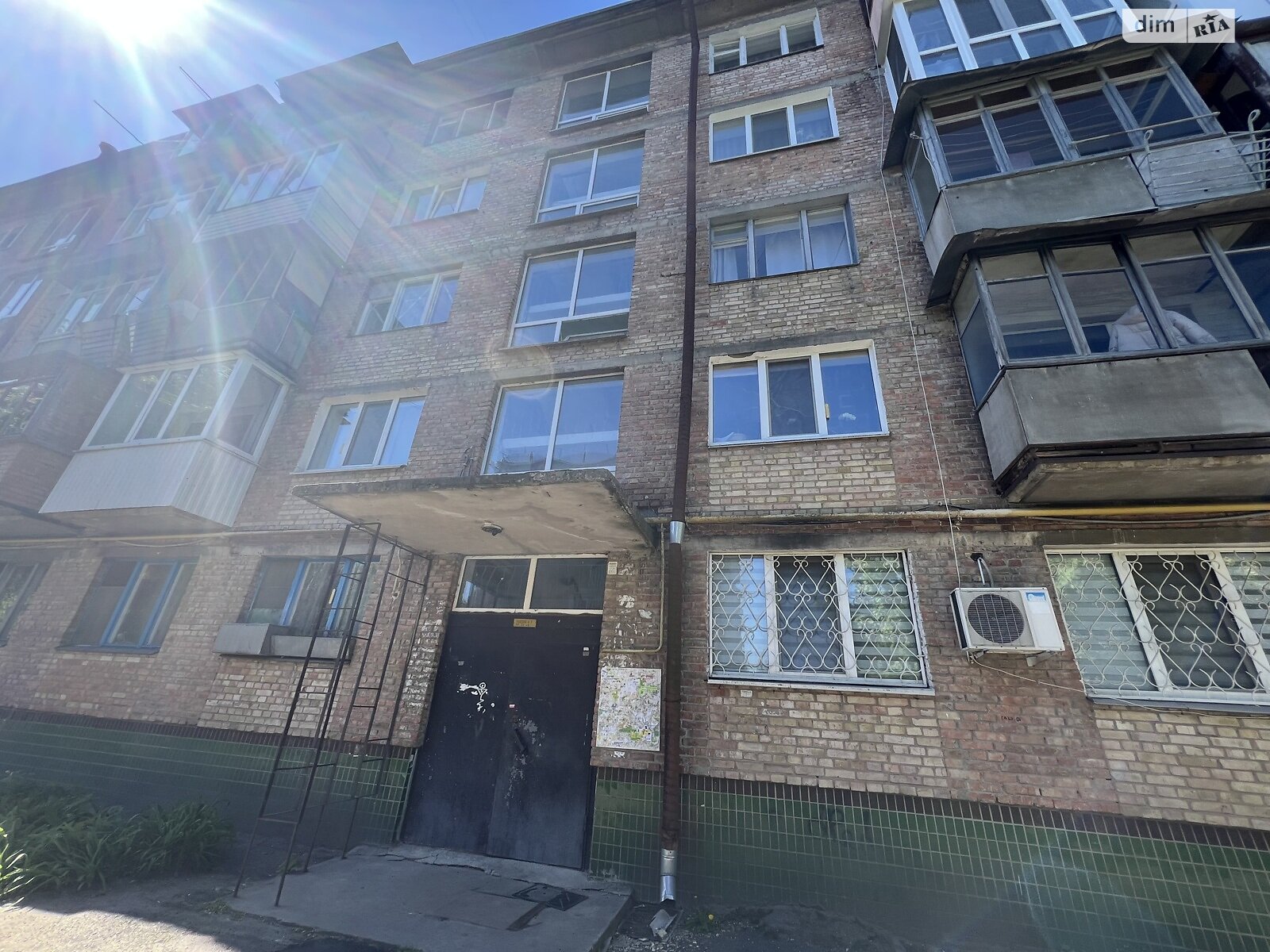 Продаж двокімнатної квартири в Києві, на вул. Януша Корчака 10, район Нивки фото 1 Продаж двокімнатної квартири в Києві, на вул. Януша Корчака 10, район Нивки фото 1