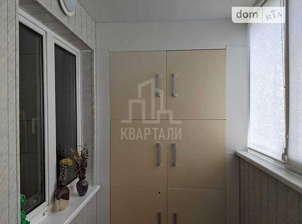 Продажа трехкомнатной квартиры в Киеве, на ул. Бориса Гмыри 11 район Новая Дарница фото 1 Продажа трехкомнатной квартиры в Киеве, на ул. Бориса Гмыри 11 район Новая Дарница фото 1