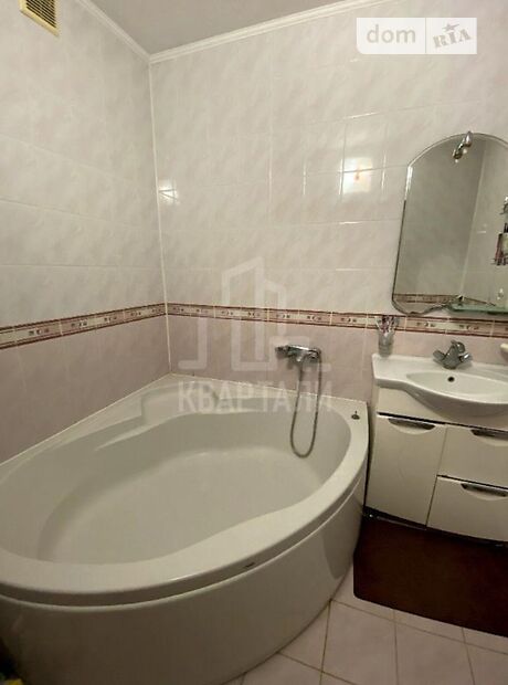Продажа трехкомнатной квартиры в Киеве, на ул. Драгоманова 1Г, район Новая Дарница фото 1 Продажа трехкомнатной квартиры в Киеве, на ул. Драгоманова 1Г, район Новая Дарница фото 1