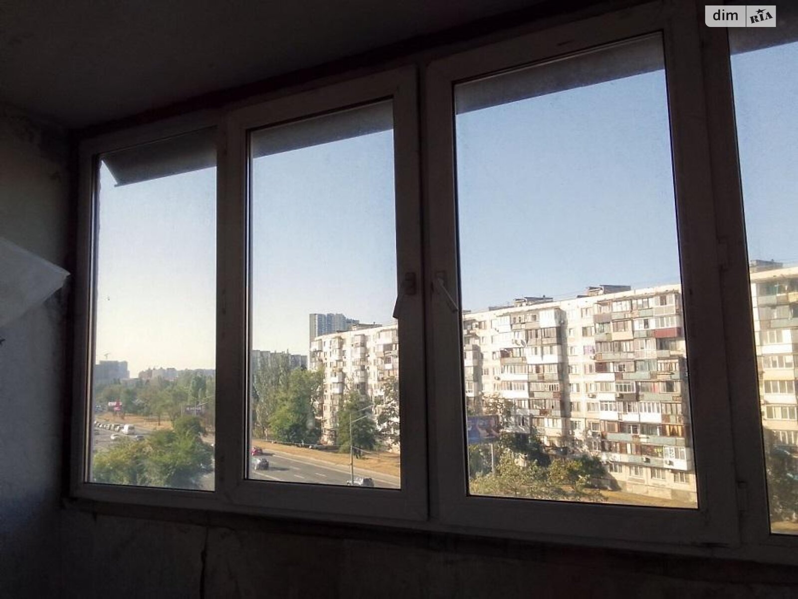 Продажа трехкомнатной квартиры в Киеве, на шоссе Харьковское 56, район Харьковский Массив фото 1
