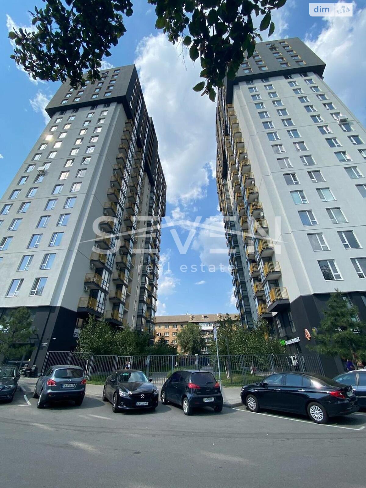 Продаж трикімнатної квартири в Києві, на вул. Ісмаїла Гаспринського 3, район Нова Дарниця фото 1 Продаж трикімнатної квартири в Києві, на вул. Ісмаїла Гаспринського 3, район Нова Дарниця фото 1
