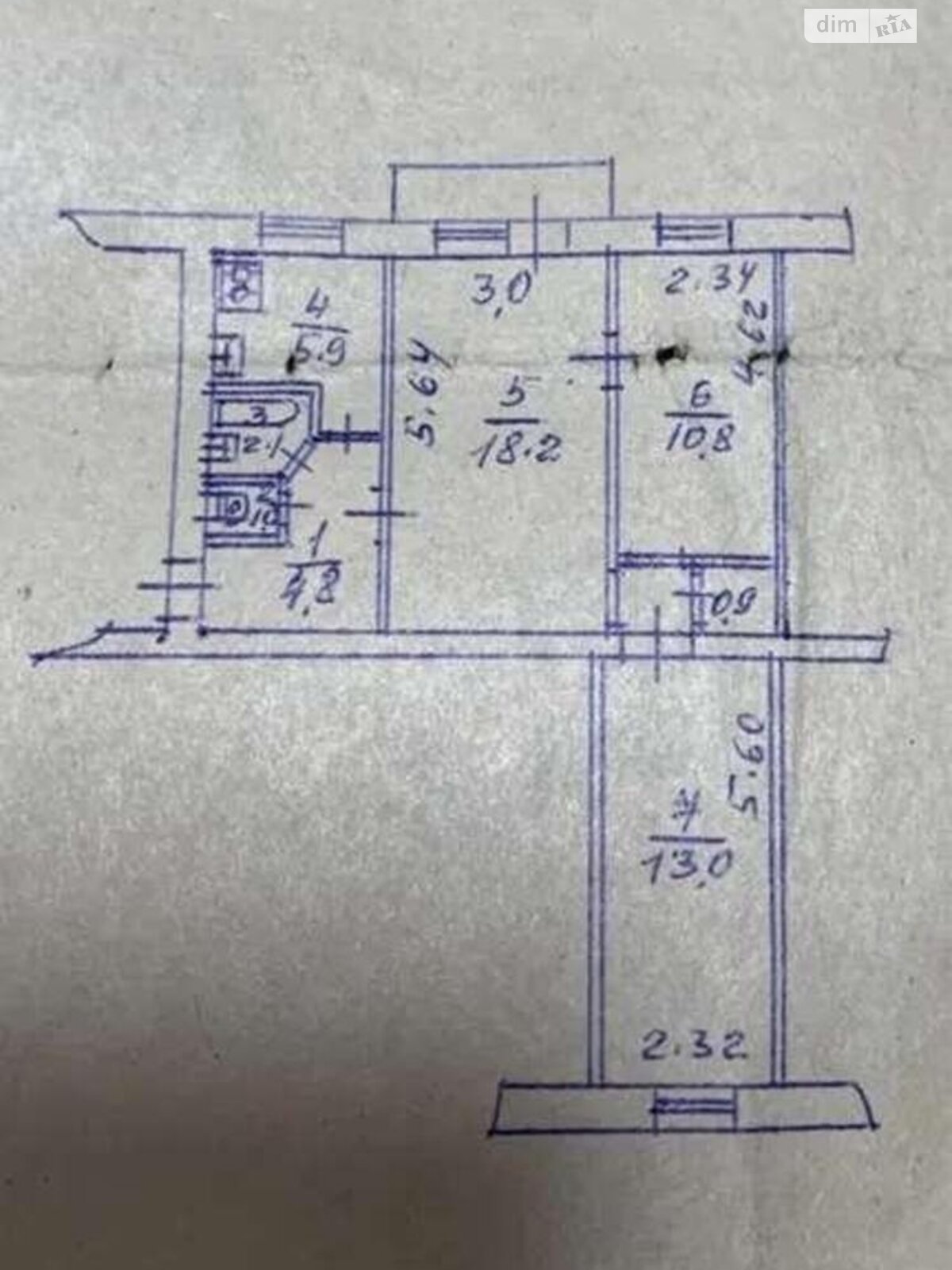 Продажа трехкомнатной квартиры в Киеве, на ул. Строителей 8/13, район Новая Дарница фото 1