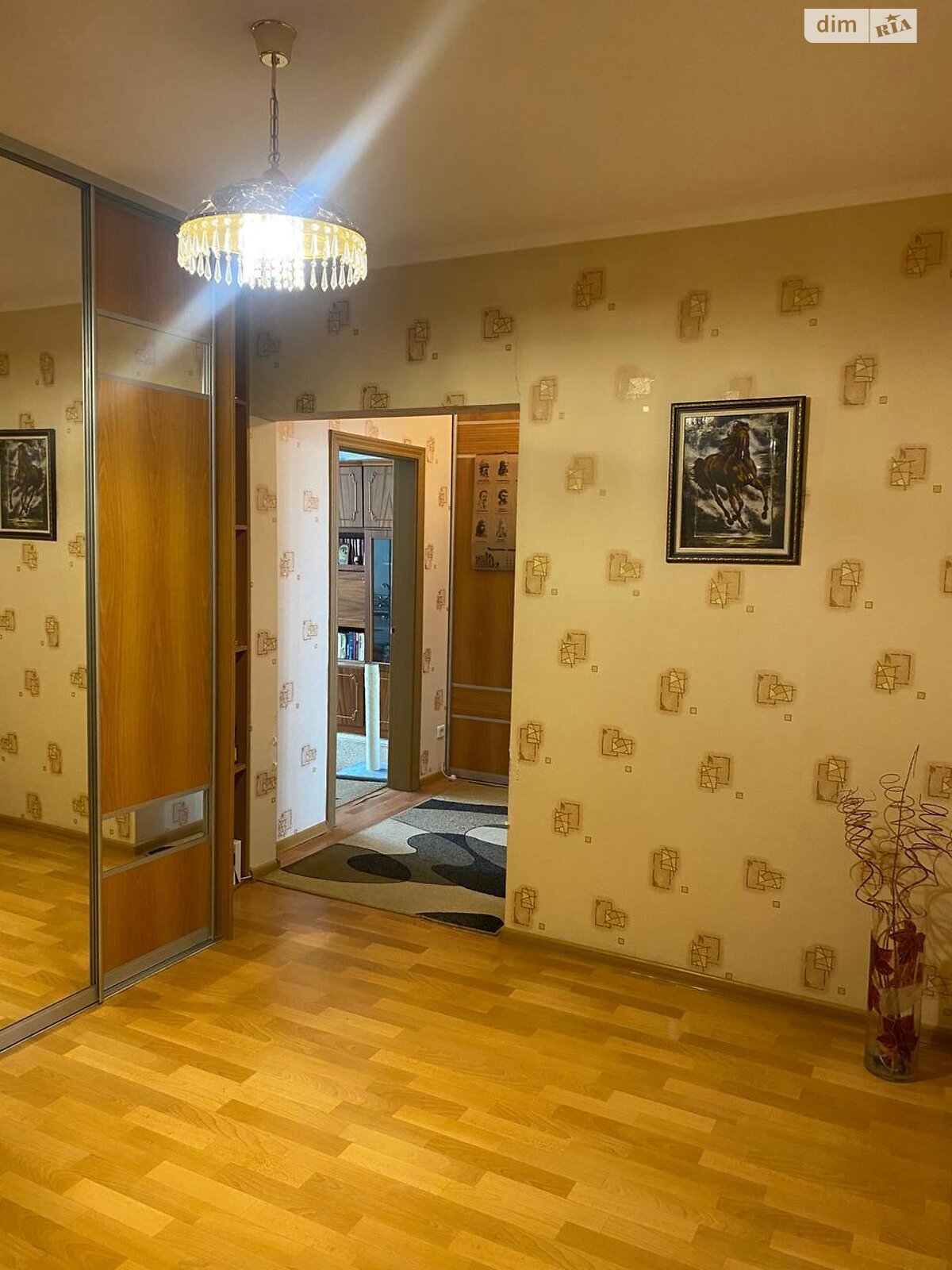 Продаж трикімнатної квартири в Києві, на вул. Поліська 15А, район Нова Дарниця фото 1 Продаж трикімнатної квартири в Києві, на вул. Поліська 15А, район Нова Дарниця фото 1