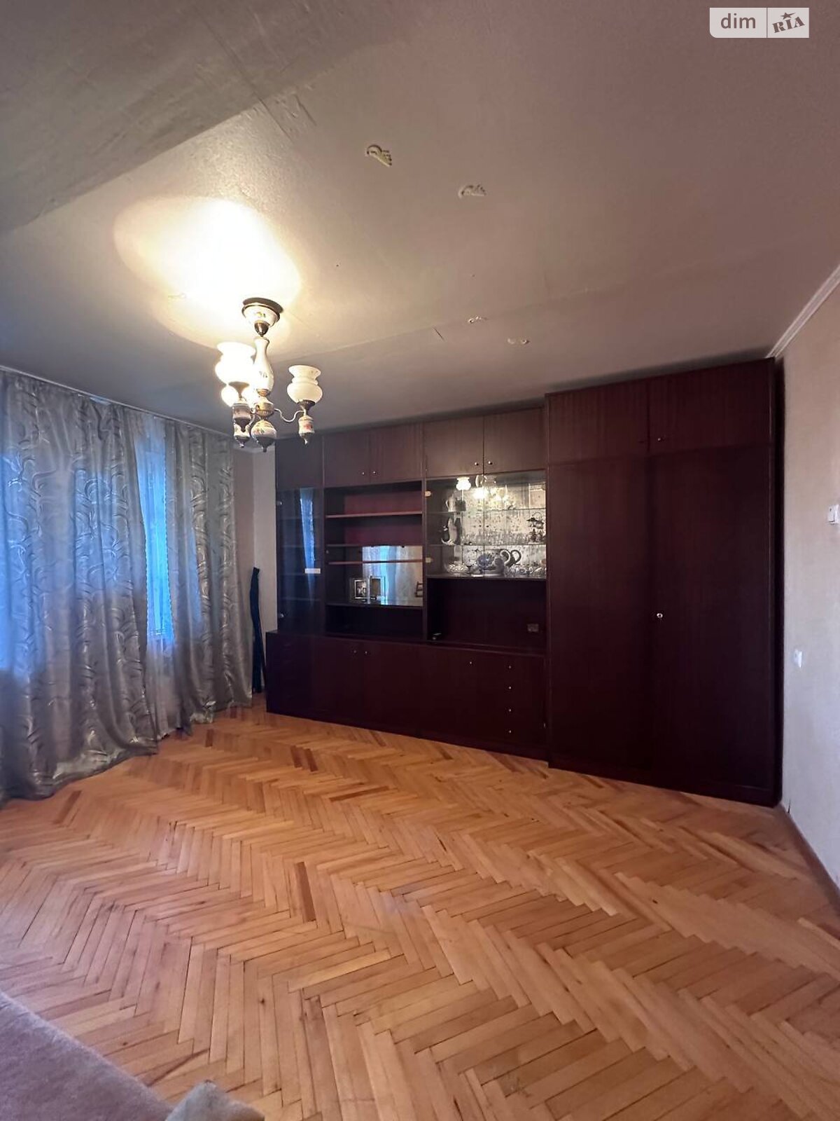 Продаж трикімнатної квартири в Києві, на вул. Привокзальна 14А, район Нова Дарниця фото 1 Продаж трикімнатної квартири в Києві, на вул. Привокзальна 14А, район Нова Дарниця фото 1
