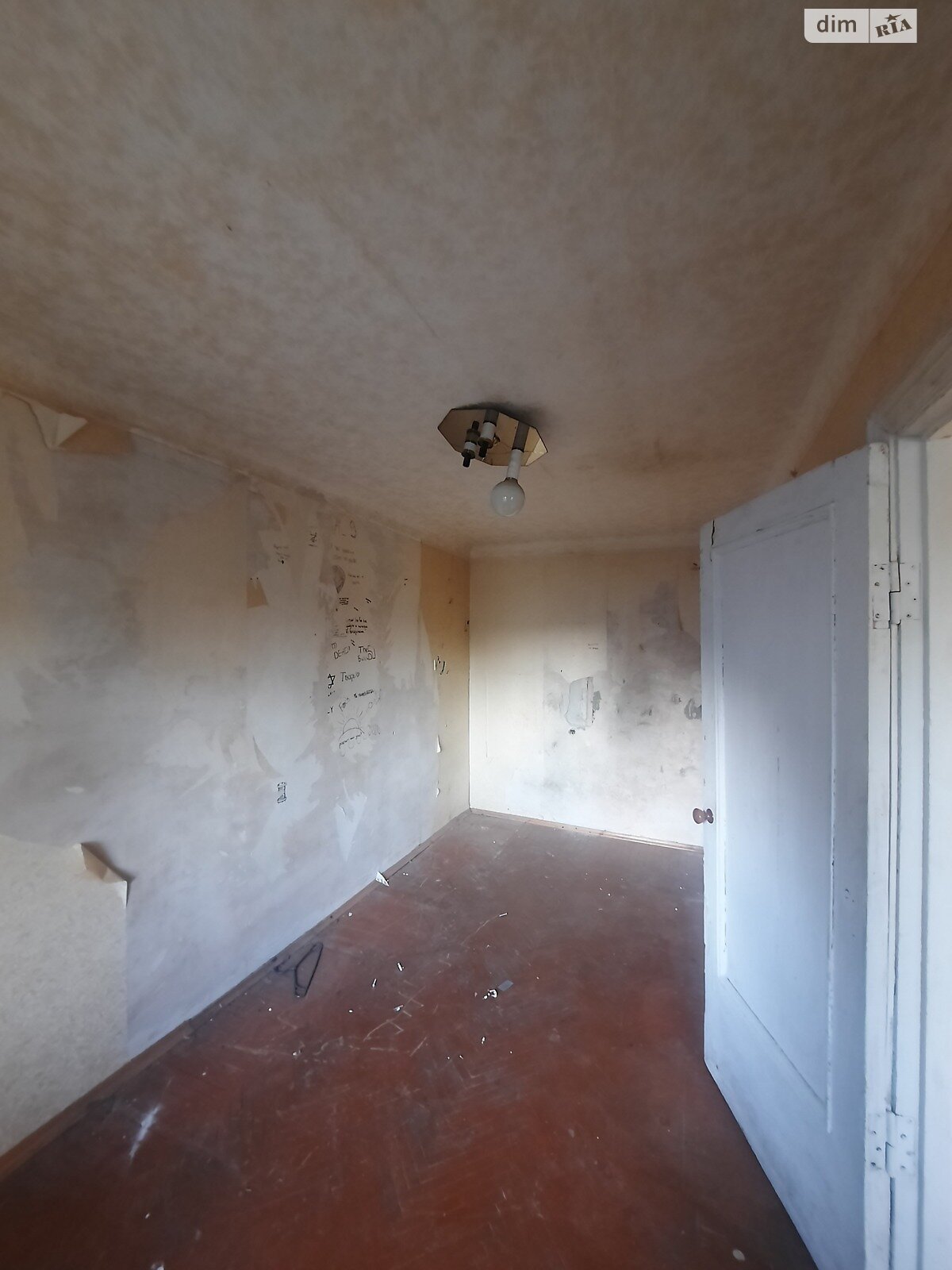 Продаж трикімнатної квартири в Києві, на вул. Привокзальна 14, район Нова Дарниця фото 1 Продаж трикімнатної квартири в Києві, на вул. Привокзальна 14, район Нова Дарниця фото 1