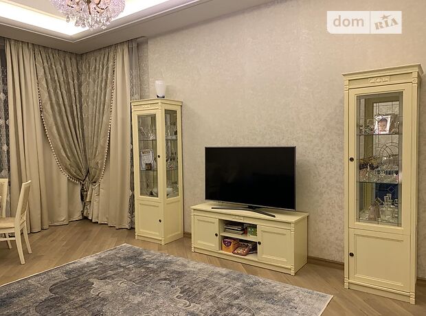 Продажа трехкомнатной квартиры в Киеве, на ул. Ревуцкого 9, район Новая Дарница фото 1 Продажа трехкомнатной квартиры в Киеве, на ул. Ревуцкого 9, район Новая Дарница фото 1