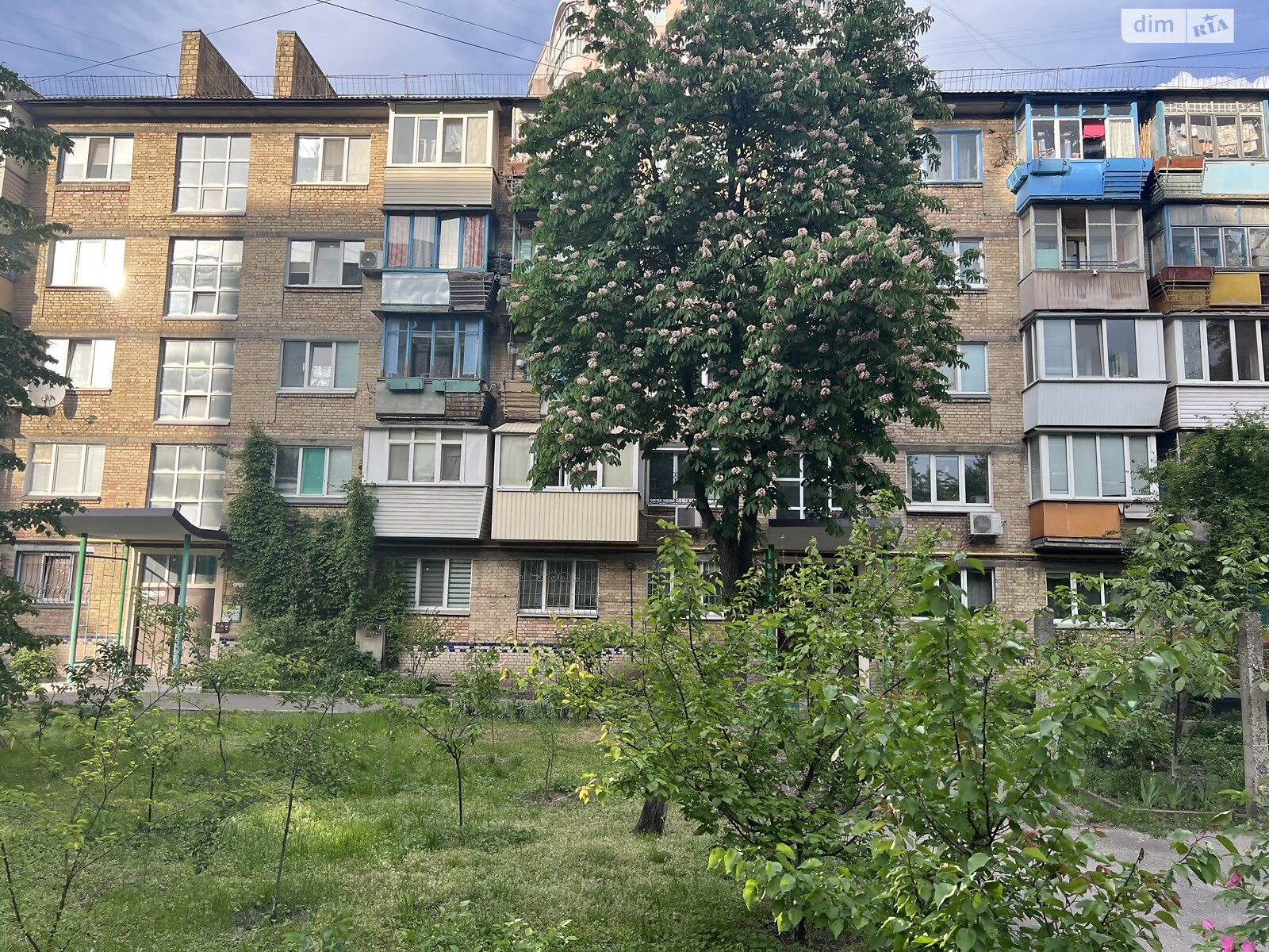 Продажа однокомнатной квартиры в Киеве, на ул. Сентябрьская 4, район Новая Дарница фото 1 Продажа однокомнатной квартиры в Киеве, на ул. Сентябрьская 4, район Новая Дарница фото 1