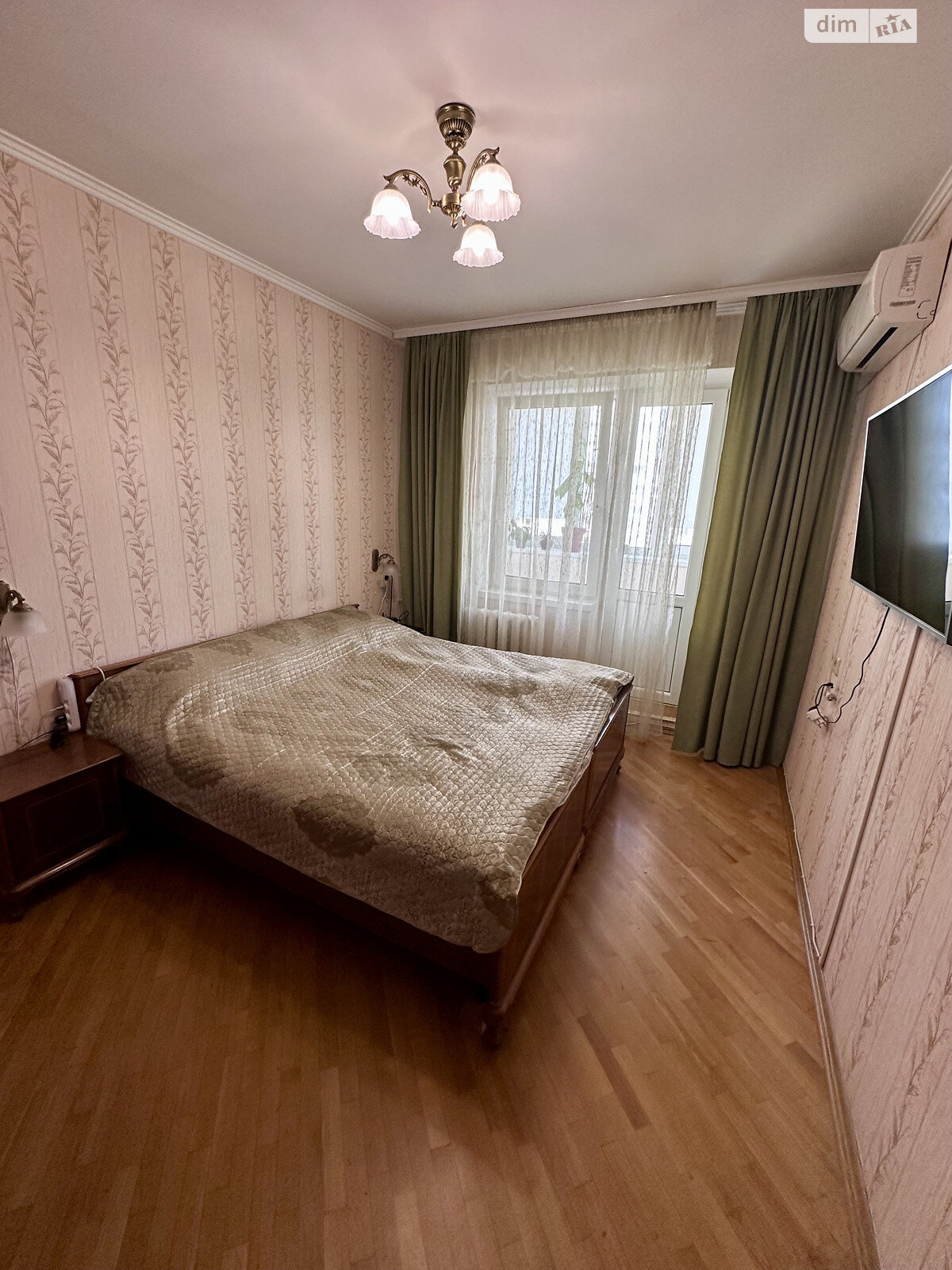 Продажа двухкомнатной квартиры в Киеве, на ул. Севастопольская 22, район Новая Дарница фото 1 Продажа двухкомнатной квартиры в Киеве, на ул. Севастопольская 22, район Новая Дарница фото 1