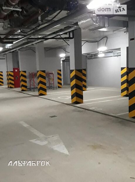 Продажа трехкомнатной квартиры в Киеве, на ул. Строителей 30, район Новая Дарница фото 1 Продажа трехкомнатной квартиры в Киеве, на ул. Строителей 30, район Новая Дарница фото 1