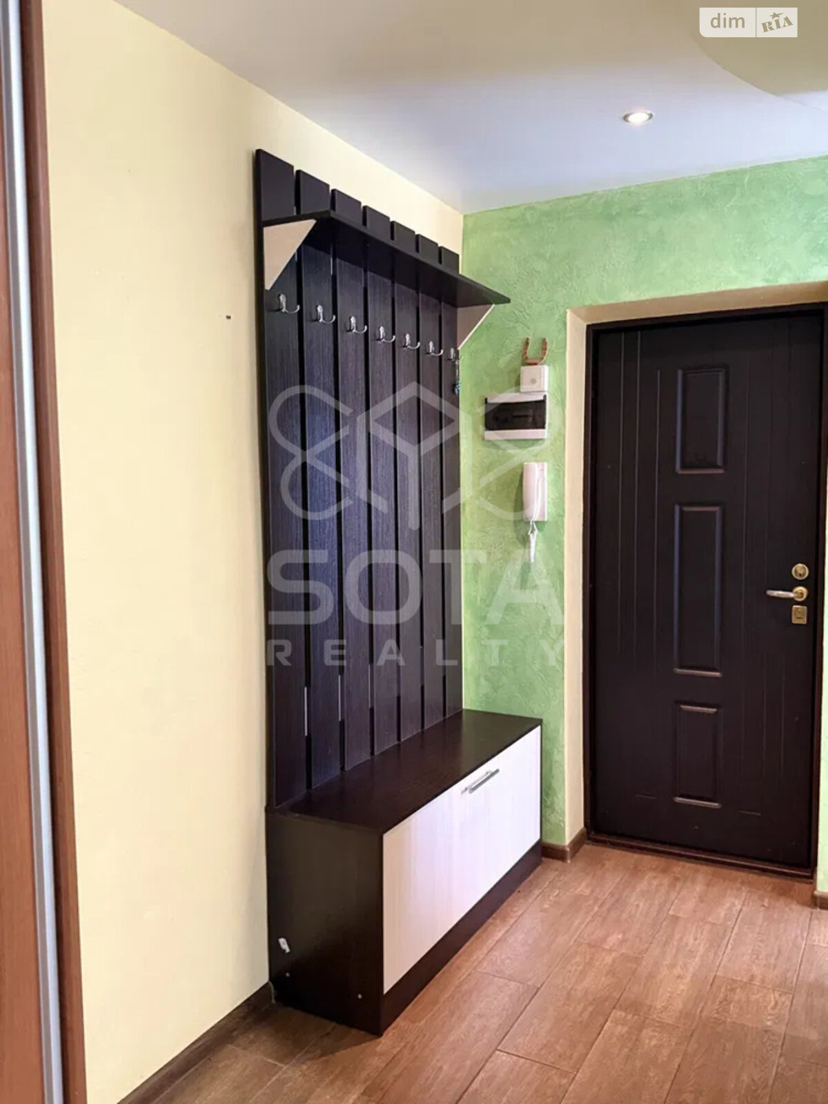 Продаж трикімнатної квартири в Києві, на вул. Тростянецька 97, район Нова Дарниця фото 1 Продаж трикімнатної квартири в Києві, на вул. Тростянецька 97, район Нова Дарниця фото 1