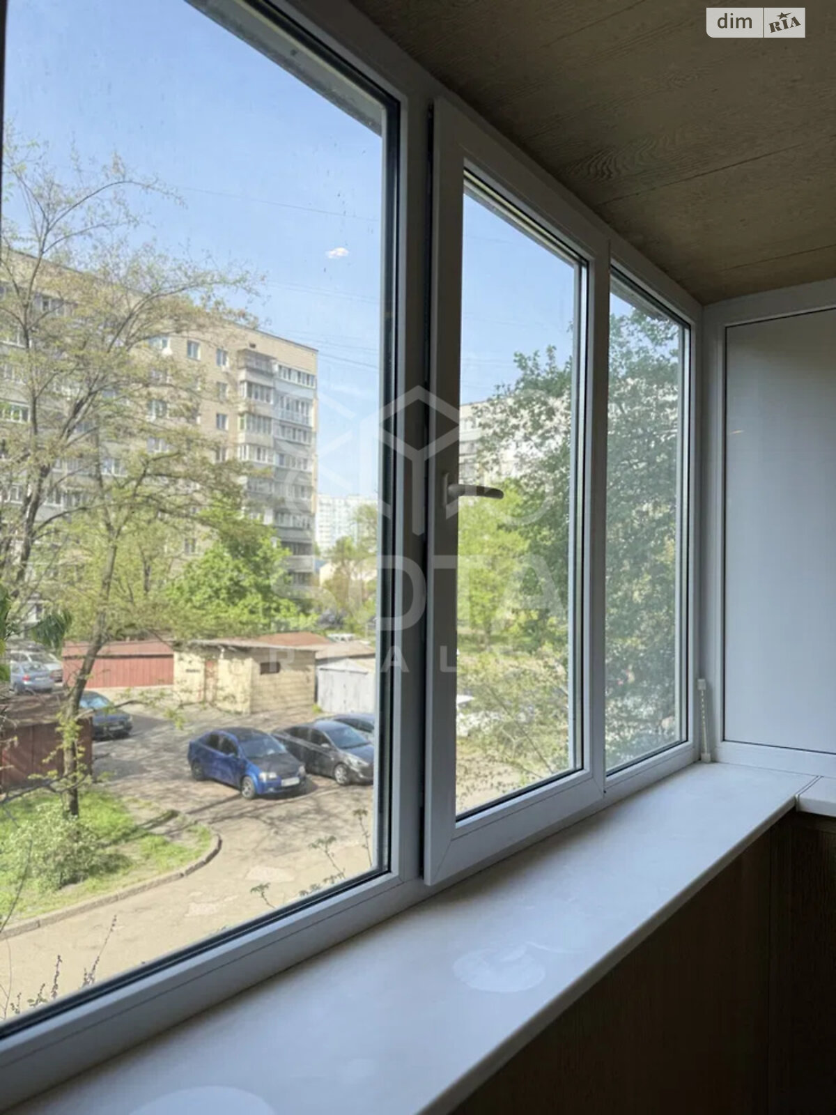 Продаж трикімнатної квартири в Києві, на вул. Тростянецька 97, район Нова Дарниця фото 1 Продаж трикімнатної квартири в Києві, на вул. Тростянецька 97, район Нова Дарниця фото 1
