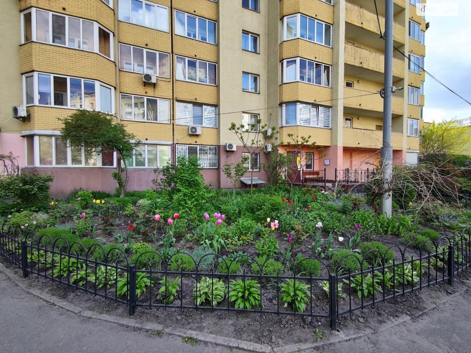 Продажа трехкомнатной квартиры в Киеве, на ул. Тростянецкая 49, район Новая Дарница фото 1 Продажа трехкомнатной квартиры в Киеве, на ул. Тростянецкая 49, район Новая Дарница фото 1