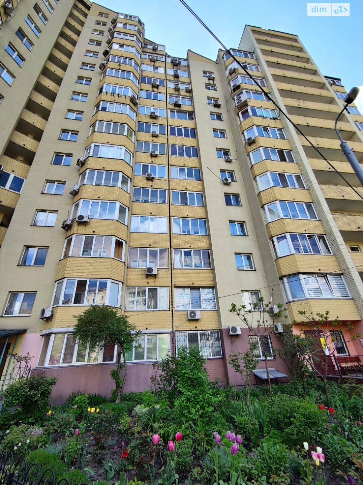 Продажа трехкомнатной квартиры в Киеве, на ул. Тростянецкая 49, район Новая Дарница фото 1 Продажа трехкомнатной квартиры в Киеве, на ул. Тростянецкая 49, район Новая Дарница фото 1