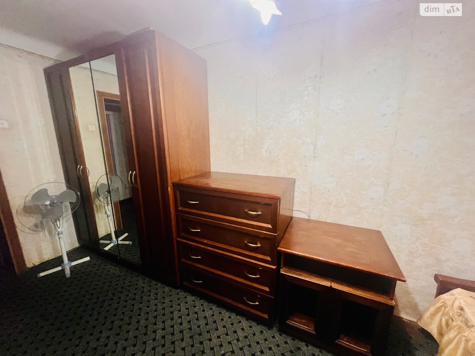 Продажа трехкомнатной квартиры в Киеве, на ул. Юрия Пасхалина 16, район Новая Дарница фото 1 Продажа трехкомнатной квартиры в Киеве, на ул. Юрия Пасхалина 16, район Новая Дарница фото 1
