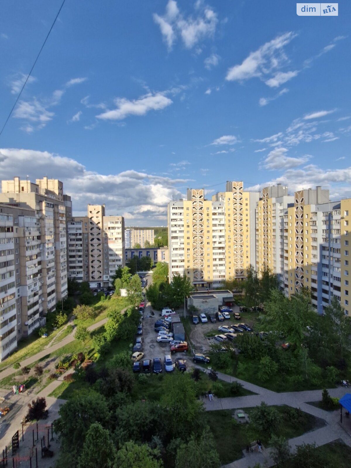 Продаж однокімнатної квартири в Києві, на вул. Бахмацька 10, район Новобіличі фото 1 Продаж однокімнатної квартири в Києві, на вул. Бахмацька 10, район Новобіличі фото 1