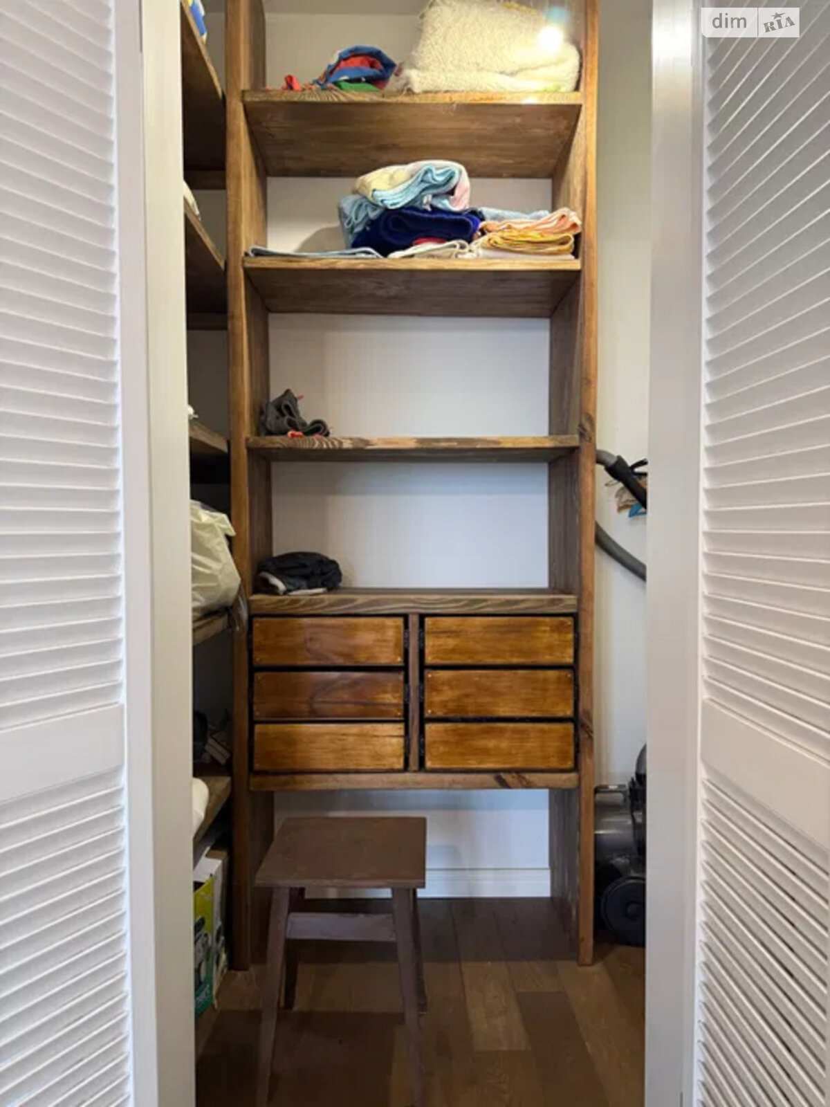 Продажа трехкомнатной квартиры в Киеве, на ул. Клавдиевская 40В, район Новобеличи фото 1