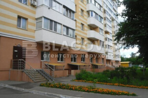 Продаж двокімнатної квартири в Києві, на вул. Олега Мудрака 66, район Новобіличі фото 2