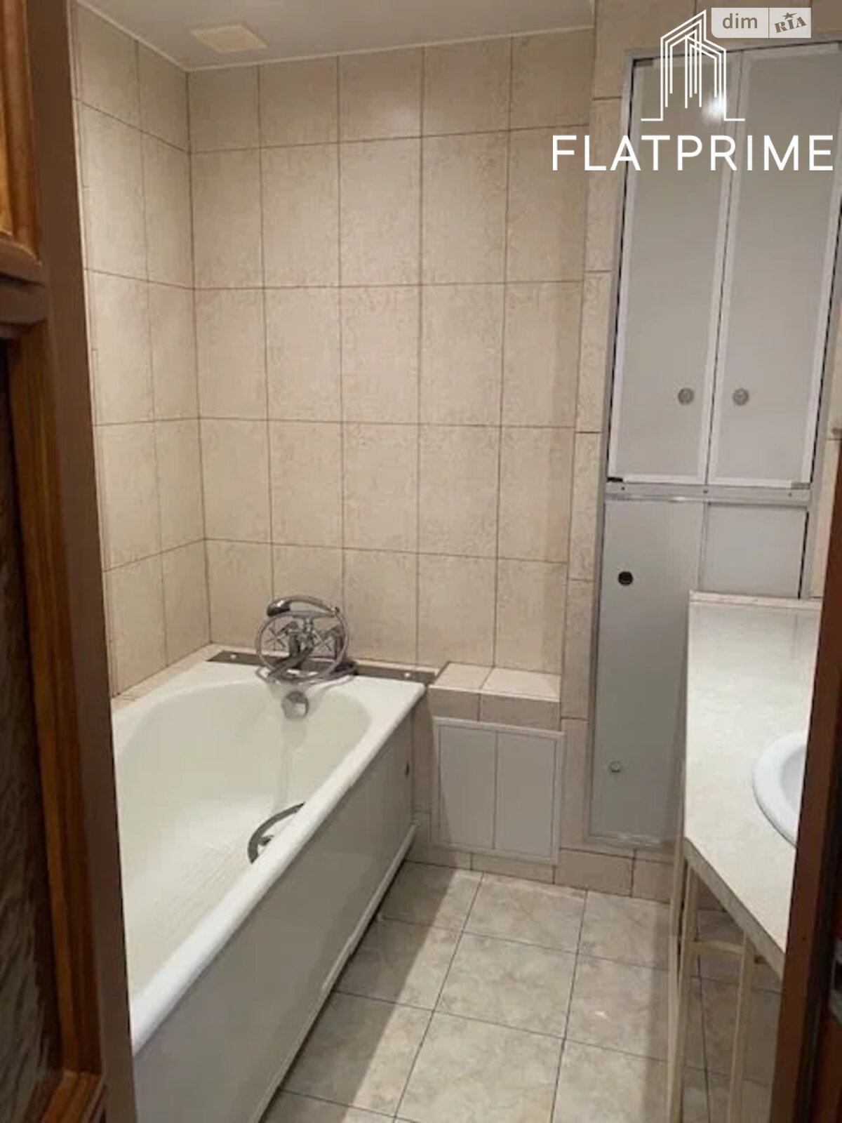 Продажа трехкомнатной квартиры в Киеве, на ул. Олега Мудрака 31А, район Новобеличи фото 1 Продажа трехкомнатной квартиры в Киеве, на ул. Олега Мудрака 31А, район Новобеличи фото 1