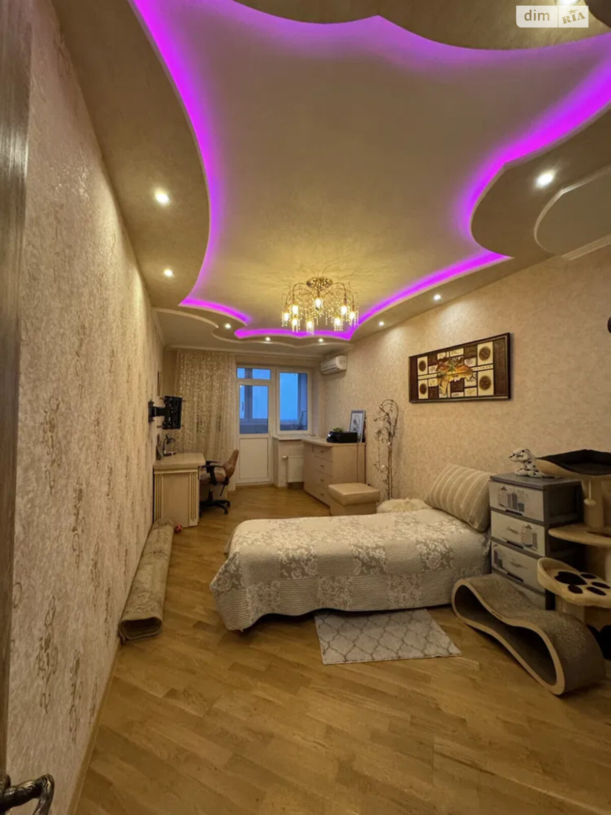 Продаж трикімнатної квартири в Києві, на вул. Олега Мудрака 66, район Новобіличі фото 1 Продаж трикімнатної квартири в Києві, на вул. Олега Мудрака 66, район Новобіличі фото 1