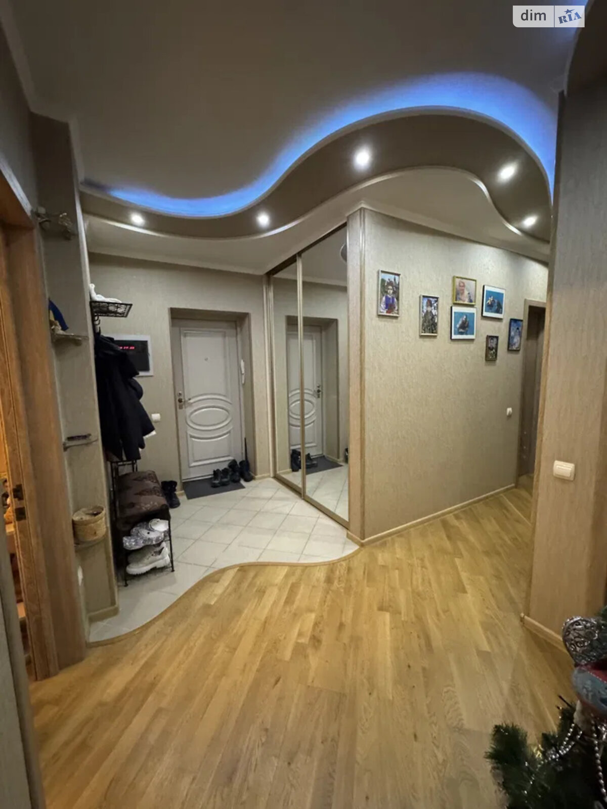 Продаж трикімнатної квартири в Києві, на вул. Олега Мудрака 66, район Новобіличі фото 1 Продаж трикімнатної квартири в Києві, на вул. Олега Мудрака 66, район Новобіличі фото 1