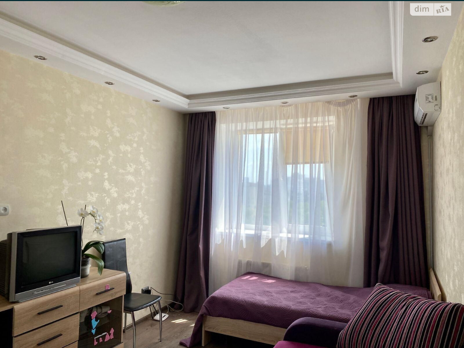Продаж однокімнатної квартири в Києві, на вул. Олега Мудрака 66, район Новобіличі фото 1