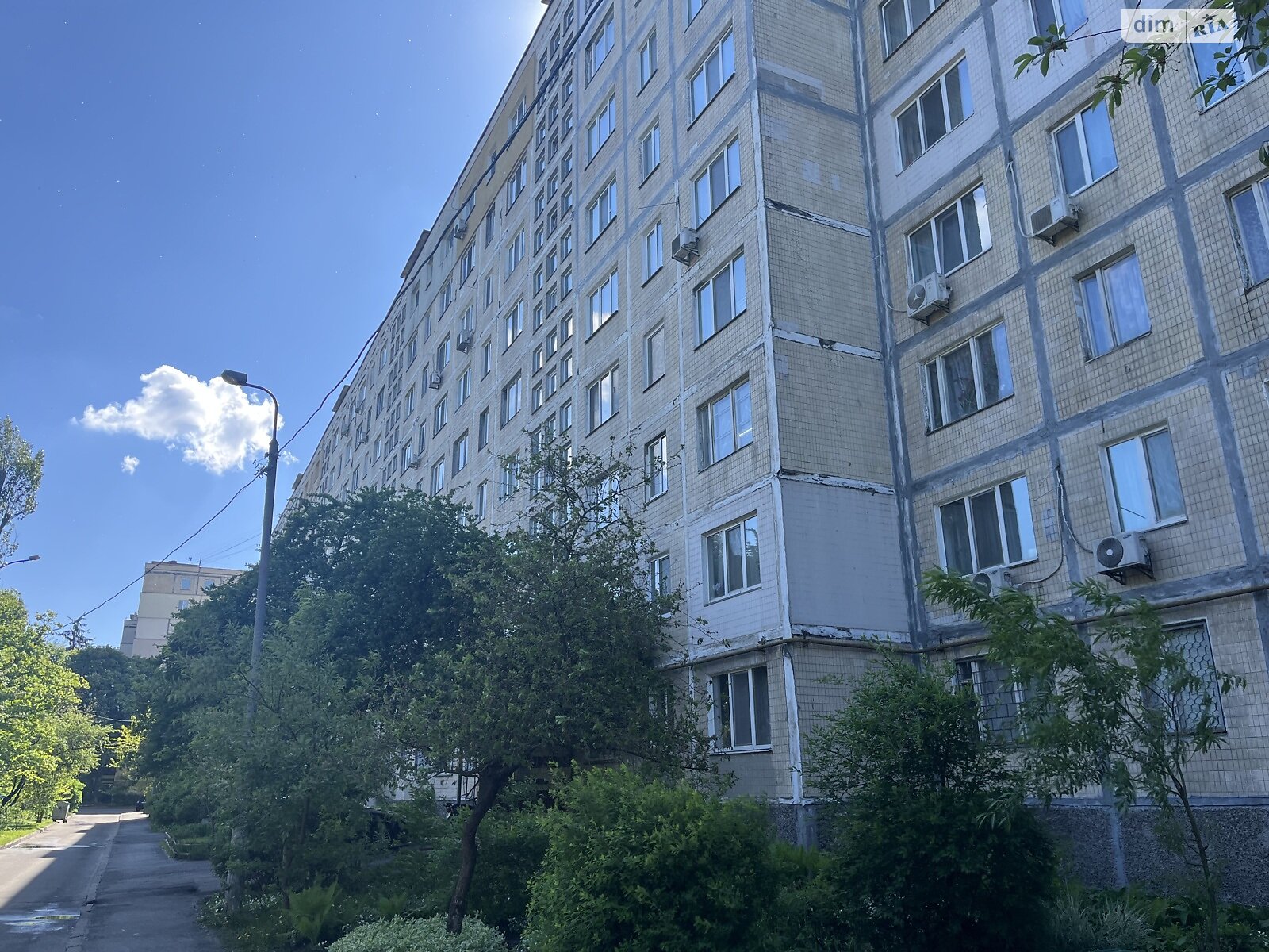Продажа двухкомнатной квартиры в Киеве, на ул. Олега Мудрака 25, район Святошинский фото 1 Продажа двухкомнатной квартиры в Киеве, на ул. Олега Мудрака 25, район Святошинский фото 1