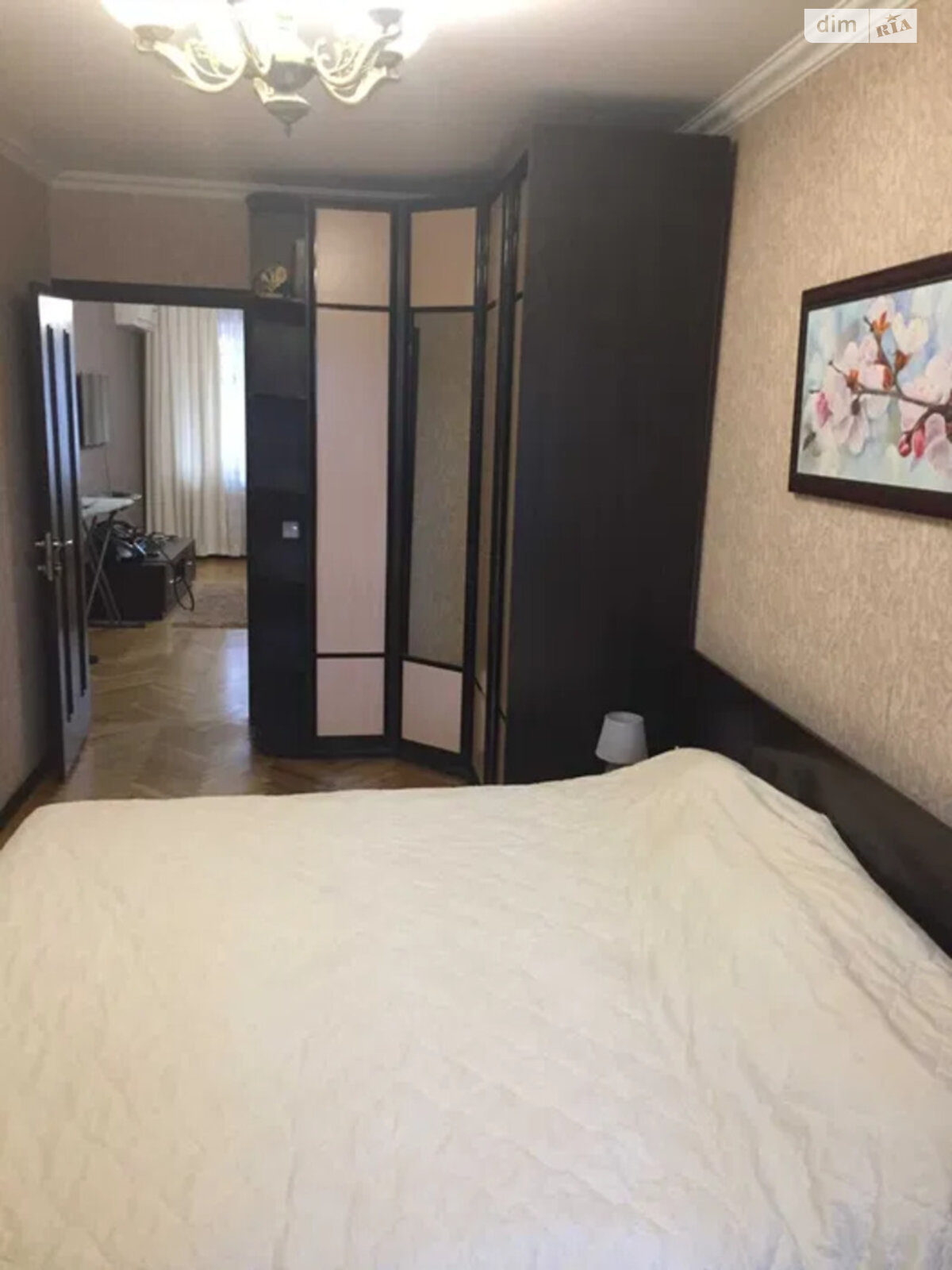 Продажа трехкомнатной квартиры в Киеве, на ул. Олега Мудрака 37, район Новобеличи фото 1 Продажа трехкомнатной квартиры в Киеве, на ул. Олега Мудрака 37, район Новобеличи фото 1
