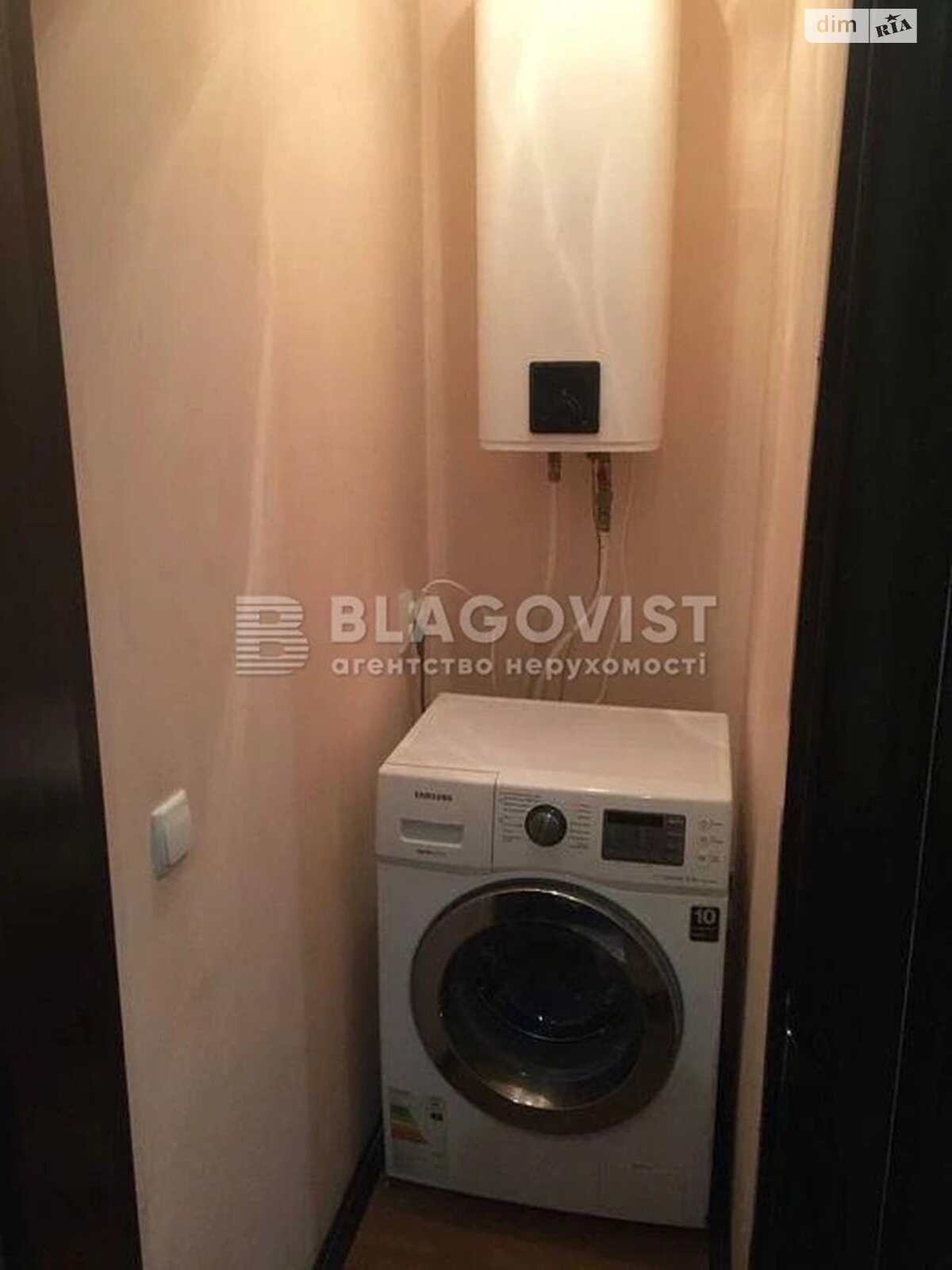 Продаж трикімнатної квартири в Києві, на вул. Олега Мудрака 37, район Новобіличі фото 1 Продаж трикімнатної квартири в Києві, на вул. Олега Мудрака 37, район Новобіличі фото 1