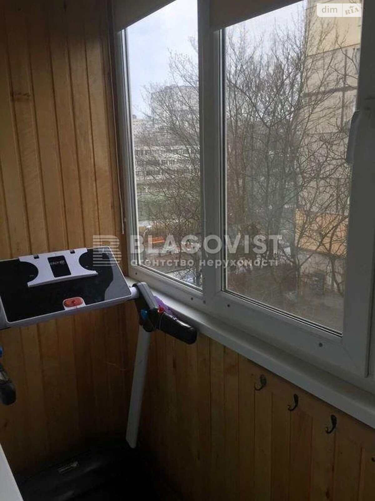 Продаж трикімнатної квартири в Києві, на вул. Олега Мудрака 37, район Новобіличі фото 1 Продаж трикімнатної квартири в Києві, на вул. Олега Мудрака 37, район Новобіличі фото 1