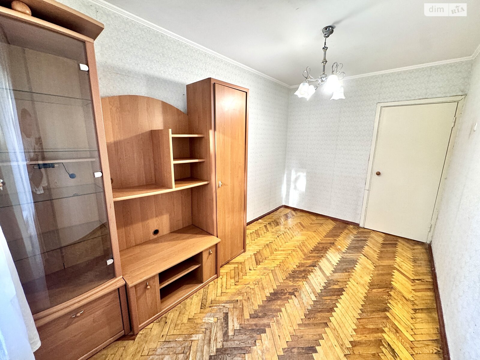 Продажа двухкомнатной квартиры в Киеве, на ул. Олега Мудрака 37, район Святошинский фото 1 Продажа двухкомнатной квартиры в Киеве, на ул. Олега Мудрака 37, район Святошинский фото 1