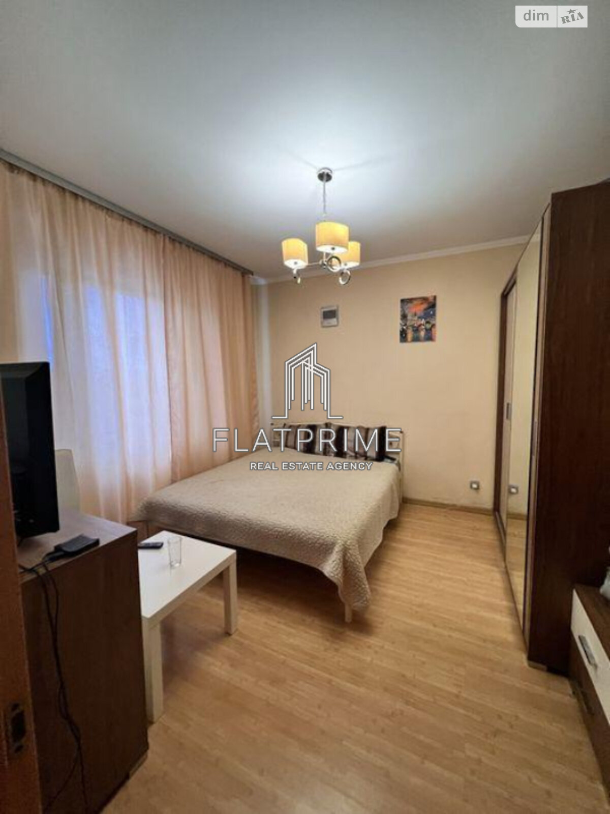Продажа трехкомнатной квартиры в Киеве, на ул. Олевская 7, район Новобеличи фото 1 Продажа трехкомнатной квартиры в Киеве, на ул. Олевская 7, район Новобеличи фото 1