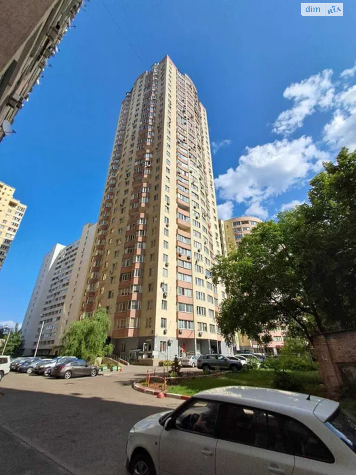 Продажа двухкомнатной квартиры в Киеве, на ул. Олевская 9, район Новобеличи фото 1 Продажа двухкомнатной квартиры в Киеве, на ул. Олевская 9, район Новобеличи фото 1