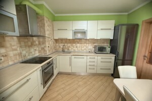 Продажа трехкомнатной квартиры в Киеве, на ул. Олевская 7, район Новобеличи фото 2