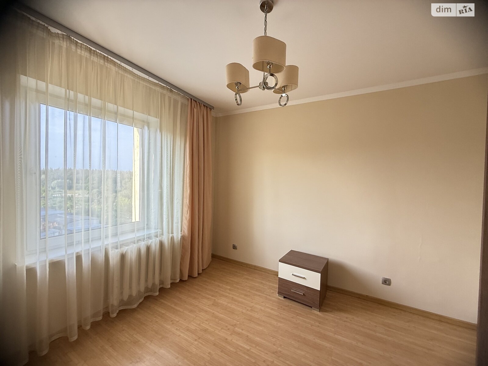Продажа трехкомнатной квартиры в Киеве, на ул. Олевская 7, район Новобеличи фото 1 Продажа трехкомнатной квартиры в Киеве, на ул. Олевская 7, район Новобеличи фото 1