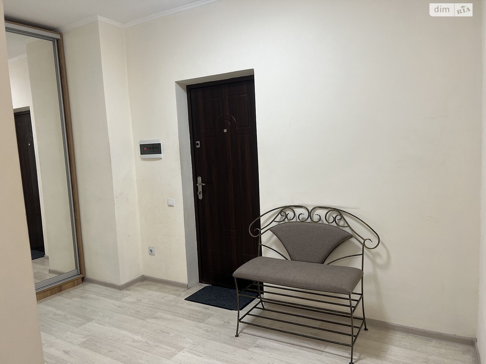 Продажа однокомнатной квартиры в Киеве, на ул. Олевская, район Новобеличи фото 1 Продажа однокомнатной квартиры в Киеве, на ул. Олевская, район Новобеличи фото 1