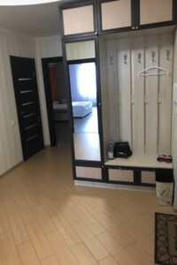 Продажа трехкомнатной квартиры в Киеве, на ул. Олевская 5, район Новобеличи фото 2 Продажа трехкомнатной квартиры в Киеве, на ул. Олевская 5, район Новобеличи фото 2