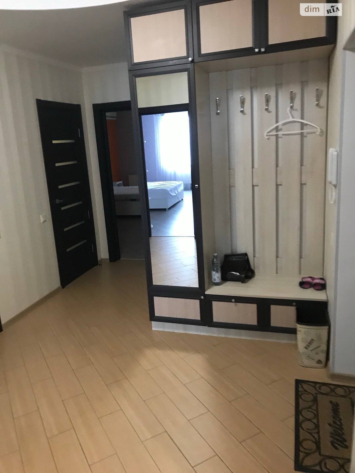 Продажа трехкомнатной квартиры в Киеве, на ул. Олевская 5, район Новобеличи фото 1 Продажа трехкомнатной квартиры в Киеве, на ул. Олевская 5, район Новобеличи фото 1