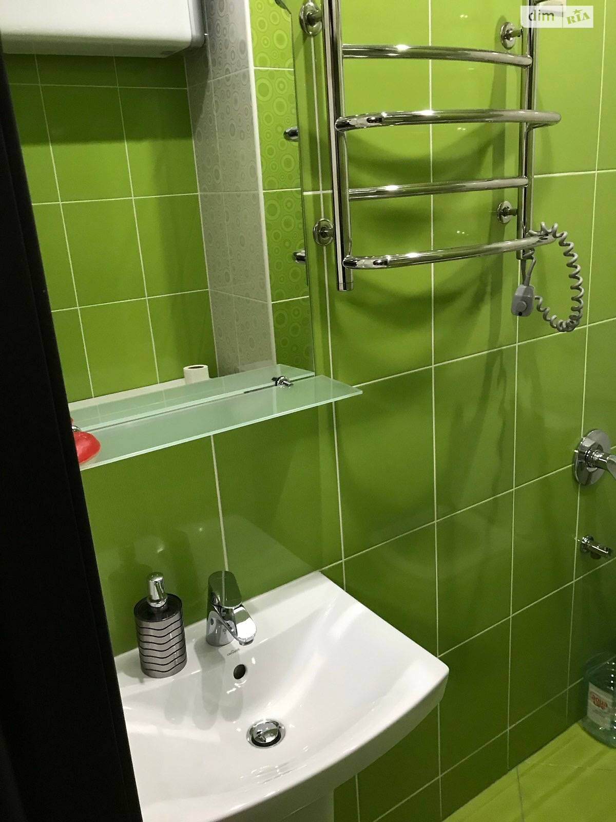 Продажа трехкомнатной квартиры в Киеве, на ул. Олевская 5, район Новобеличи фото 1 Продажа трехкомнатной квартиры в Киеве, на ул. Олевская 5, район Новобеличи фото 1