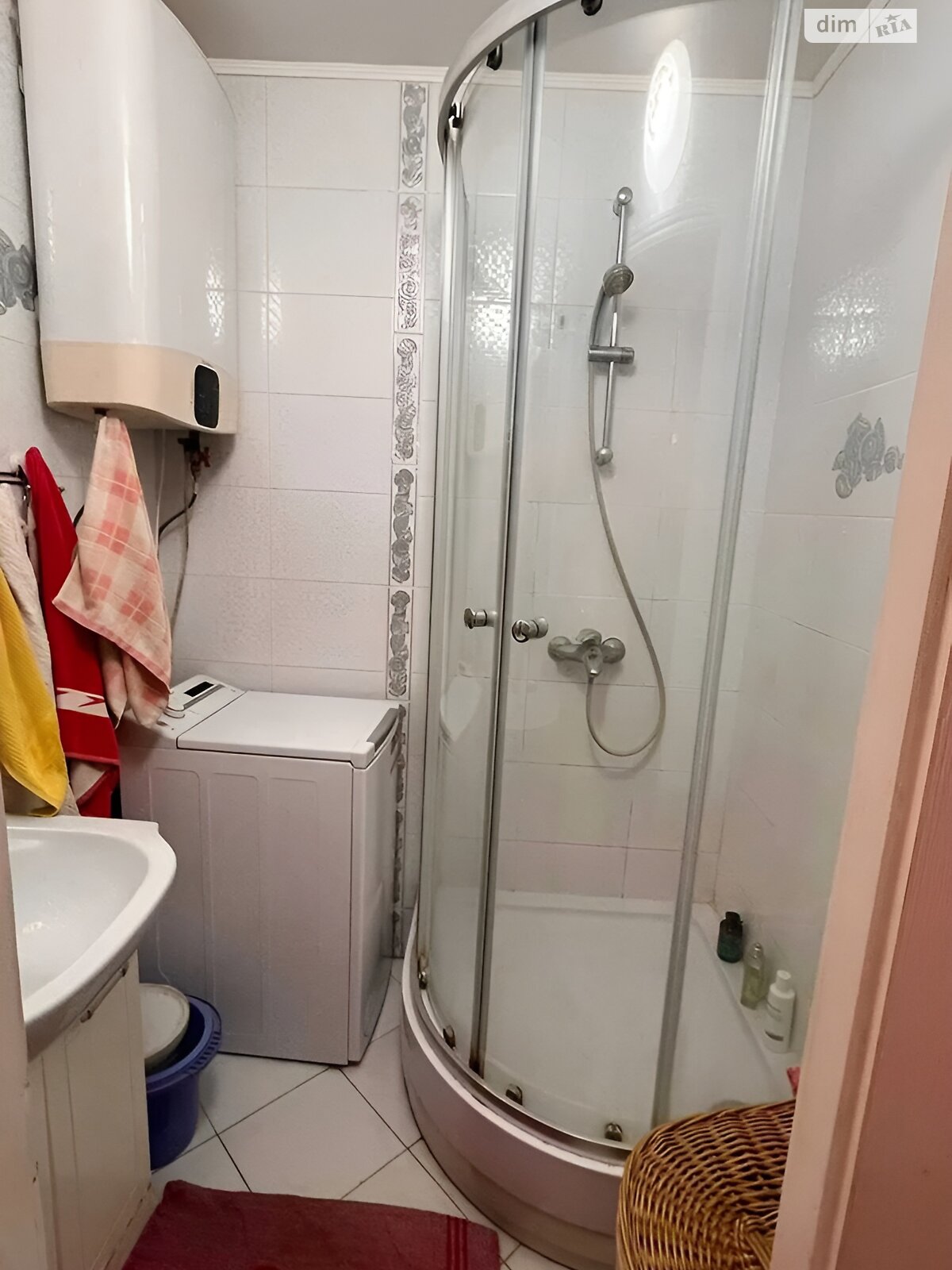 Продаж трикімнатної квартири в Києві, на вул. Підлісна 2, район Новобіличі фото 1 Продаж трикімнатної квартири в Києві, на вул. Підлісна 2, район Новобіличі фото 1
