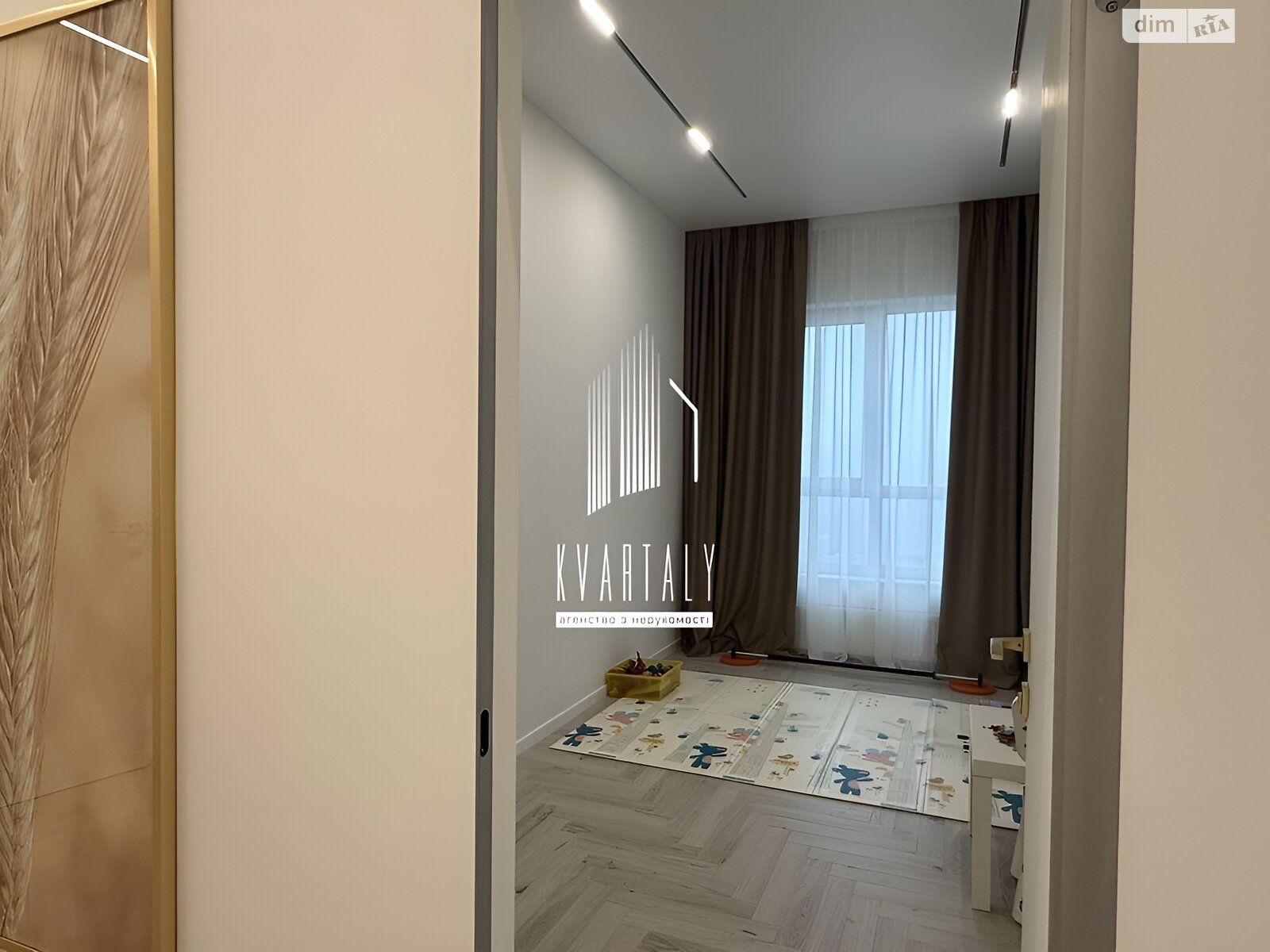 Продаж чотирикімнатної квартири в Києві, на вул. Антоновича 109, район Нова забудова фото 1 Продаж чотирикімнатної квартири в Києві, на вул. Антоновича 109, район Нова забудова фото 1