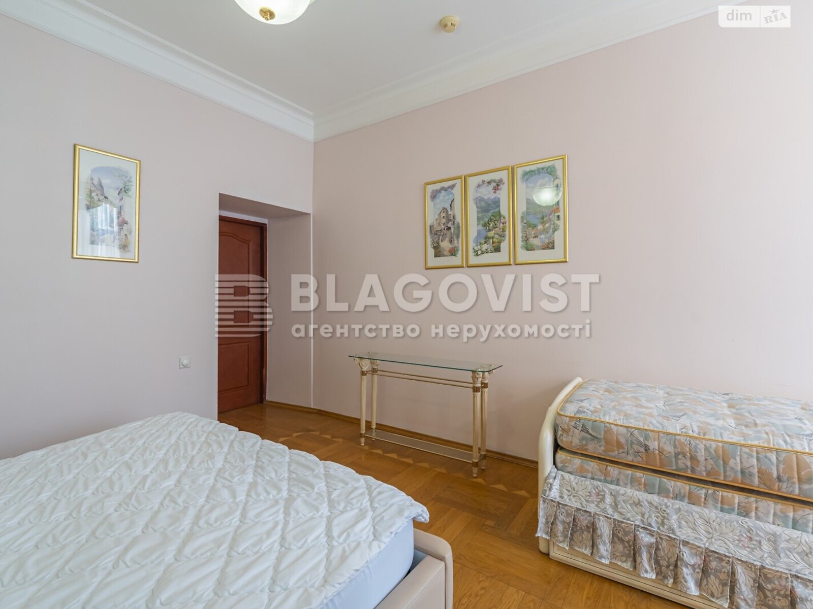 Продаж трикімнатної квартири в Києві, на вул. Антоновича 9, район Нова забудова фото 1 Продаж трикімнатної квартири в Києві, на вул. Антоновича 9, район Нова забудова фото 1