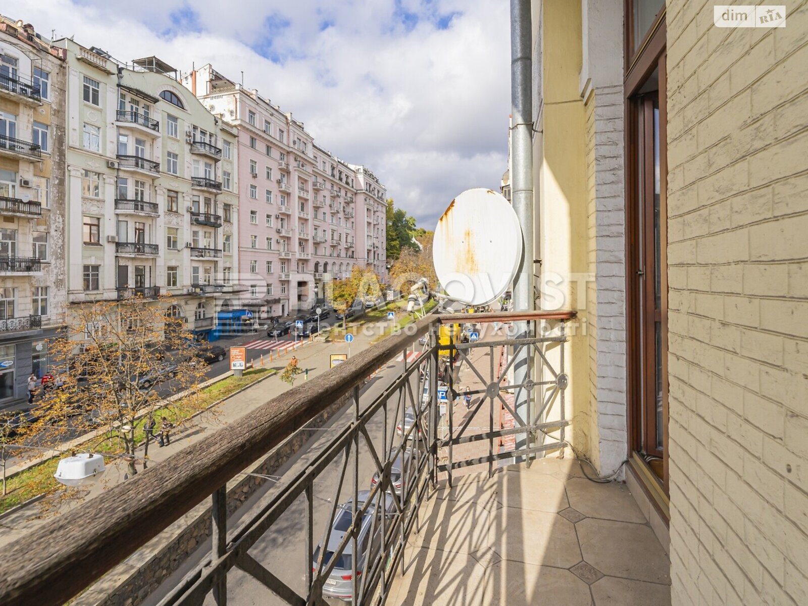 Продаж трикімнатної квартири в Києві, на вул. Антоновича 9, район Нова забудова фото 1 Продаж трикімнатної квартири в Києві, на вул. Антоновича 9, район Нова забудова фото 1