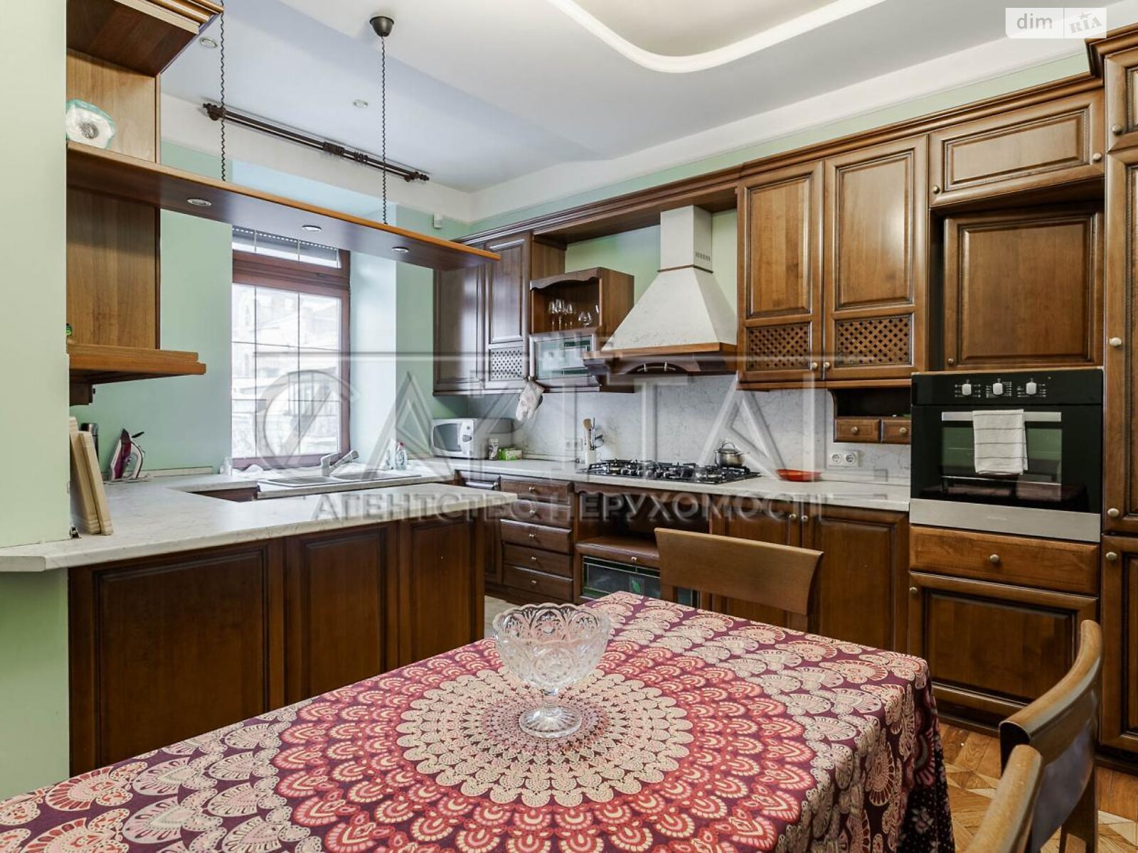 Продаж трикімнатної квартири в Києві, на вул. Антоновича 9, фото 1 Продаж трикімнатної квартири в Києві, на вул. Антоновича 9, фото 1