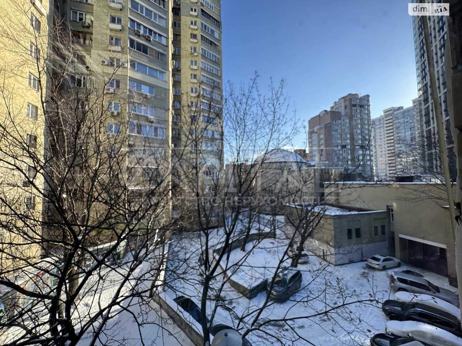 Продаж трикімнатної квартири в Києві, на вул. Антоновича 125, район Нова забудова фото 1 Продаж трикімнатної квартири в Києві, на вул. Антоновича 125, район Нова забудова фото 1