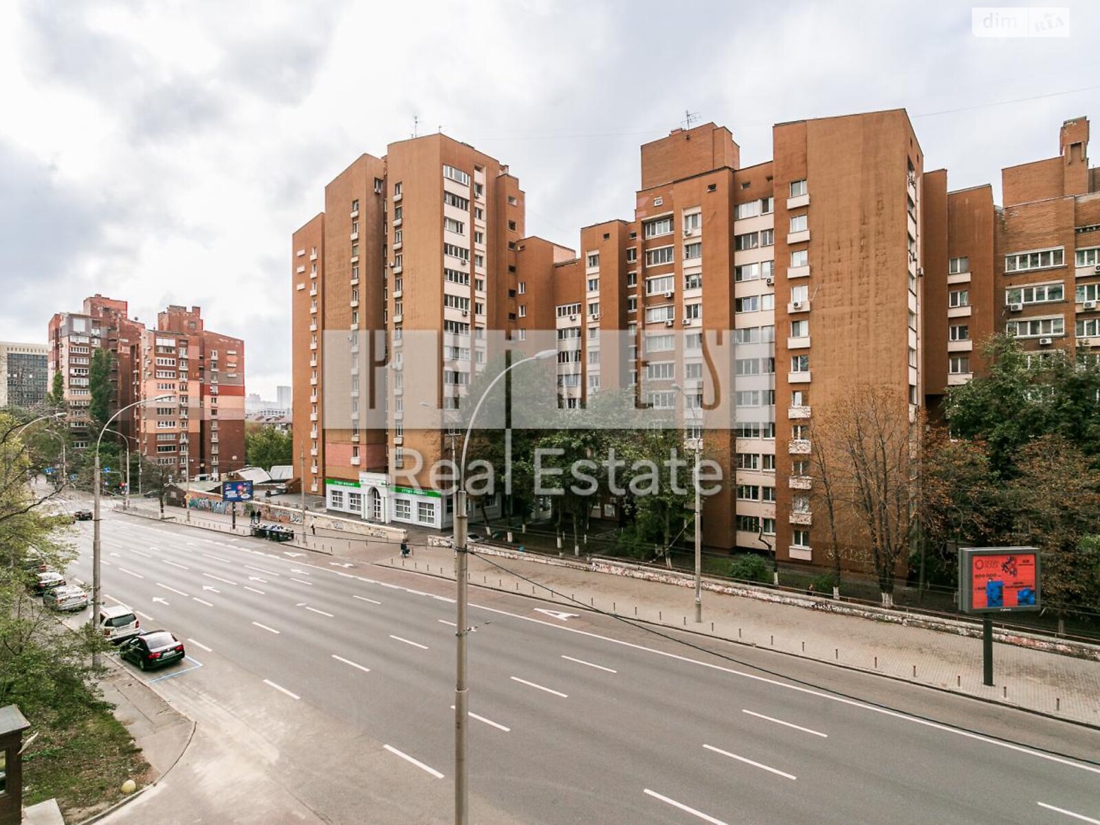 Продажа трехкомнатной квартиры в Киеве, на ул. Антоновича 131, район Новое строение фото 1 Продажа трехкомнатной квартиры в Киеве, на ул. Антоновича 131, район Новое строение фото 1